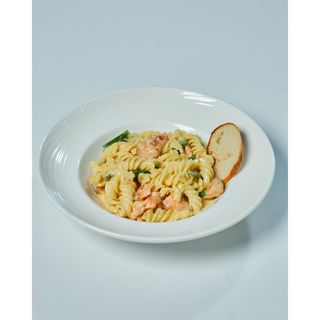 Salmon & Asparagus Fusils Pastas