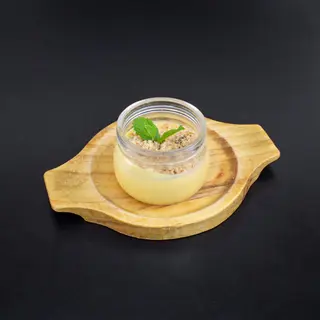 Flan de mango