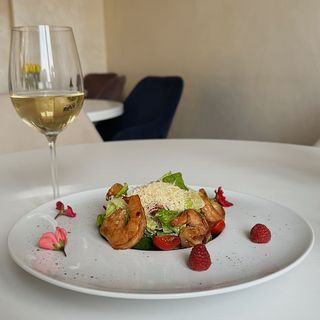 Салат Цезар з креветками