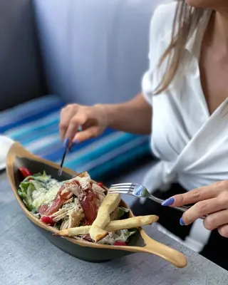 Caesar salata (služi se od 9: 00-22: 30h)