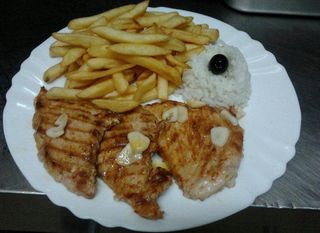 Bife à Mordomo  no Prato