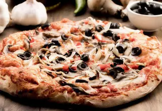 Pizza Mediterránea (33 Cm.)