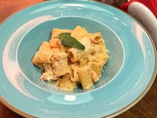 З куркою та грибами (300g)