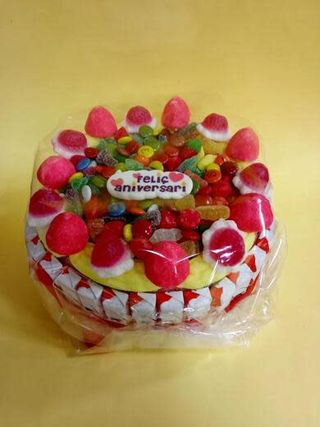 Pastel Kinder Con Gominolas