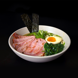 Рамен със свинско