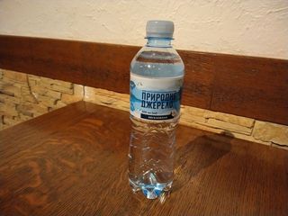 Вода питна негазована 0,5 л (0,5l)