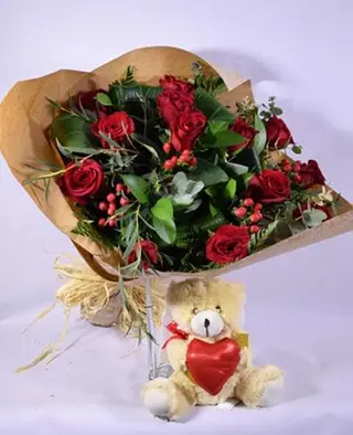 Ramo De 12 Rosas Y Oso