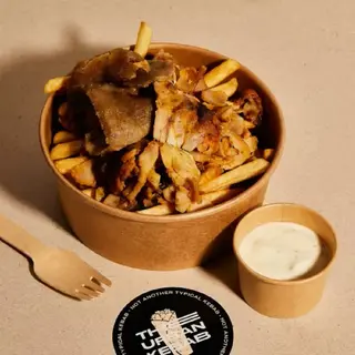 PLATO Kebab Mixto con Patatas
