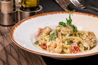 Linguine cu creveti si pesto Genovesse