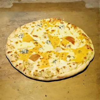 Формаджо спешъл (1200гр)