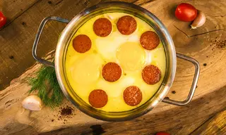 SUNNY SİDE UP WITH FERMENTED SAUSAGE
