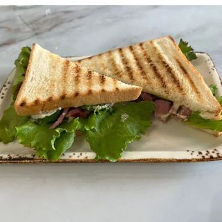 Горячий бутерброд