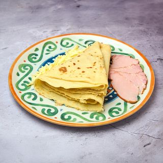 Pečenica, kačkavalj, pavlaka