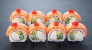 Рол Філадельфія з авокадо