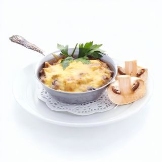 Жульен с курицей и грибами