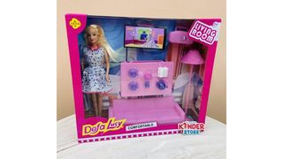 Кукла Барби с мебелью и аксессуарами