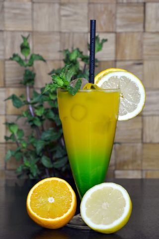 Lemoniada pomarańczowa z miętą