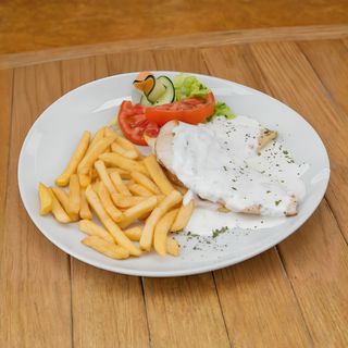 Ćuretina u sosu od četiri vrste sira