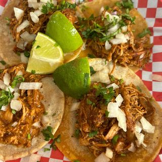 Taco De Pollo Mole (3Ud.)