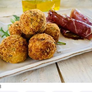 Croquetas De Cecina De León Y Rúcula Fresca (8 Uds.)