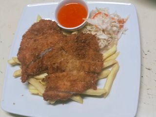 Filet kurczaka i frytki