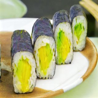 27. Avocado maki