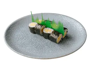 Hosomaki z omletem tamago