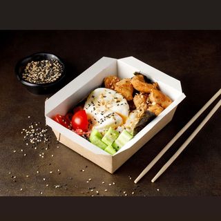 PokeBox cu carne de pui