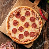 Pizza De Salami Picante (Medium)