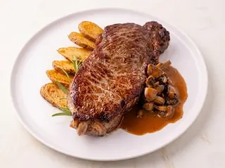Steak Filet De Bœuf Sauce Aux Champignons De Paris