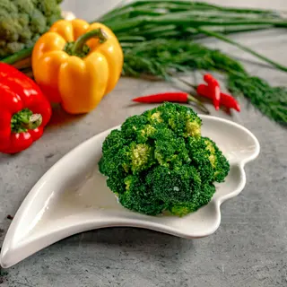 Брокколи и чесночный соус