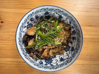 Фунчоза з куркою в устричному соусі