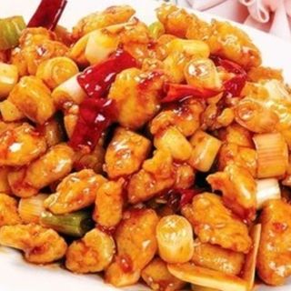 76. Pollo Con Salsa Picante