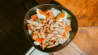 Caesar salad with grilled chicken