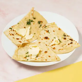 GARLIC BUTTER NAAN/ნივრისა და კარაქის ნაანი