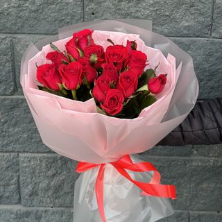 Розы 15 штук красные