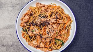 Bami Pad Gai - makaron pszenny z woka z kurczakiem ️