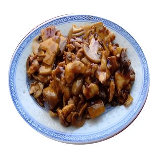 Carne de Galinha com Cogumelo Chinês e Bambu