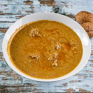 ხარჩო ნიგვზით