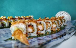 Uramaki tempura