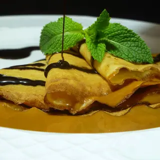 Crepas con Cajeta