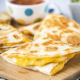 Quesadilla Tradicional (30 Cm)