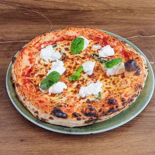 MargaritaBurata pizza