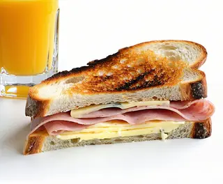 TOAST E SPREMUTA