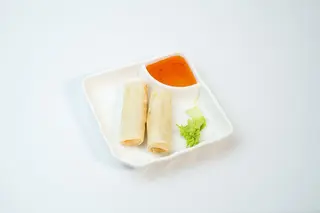 33.Rollo de primavera casera  con pollo (2 pzs.)