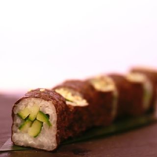 Макі з огірком