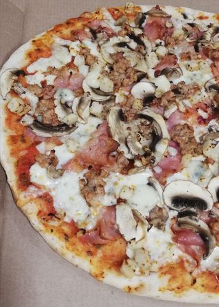 Pizza Grazie Mille 33