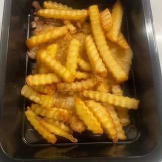 Bitki z piersi kurczaka 1szt z frytkami