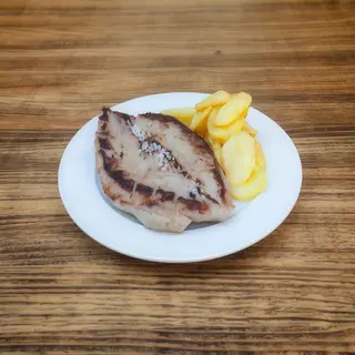 Solomillo De Cerdo A La Plancha Con Patatas Fritas