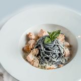 Черные спагетти с семгой (350г)